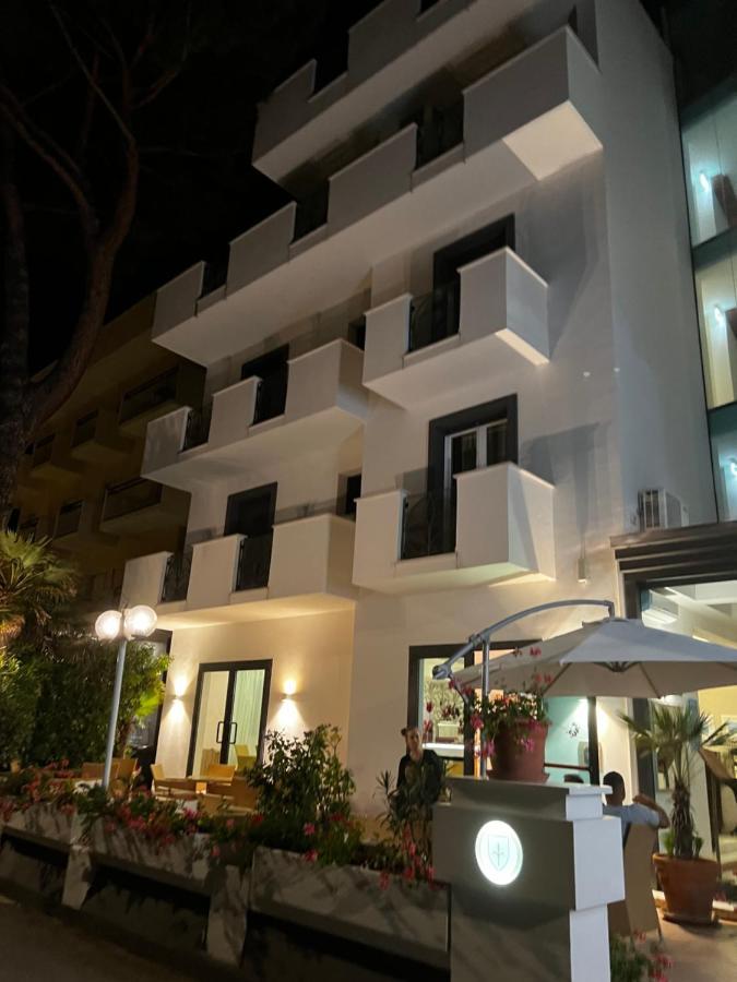 Hotel Trieste Riccione Luaran gambar