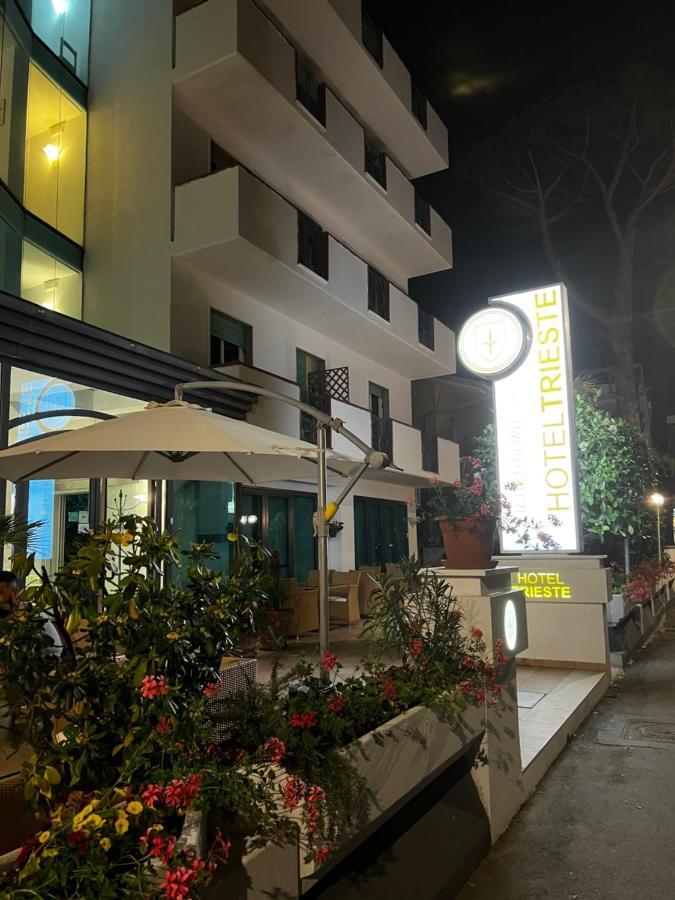 Hotel Trieste Riccione Luaran gambar