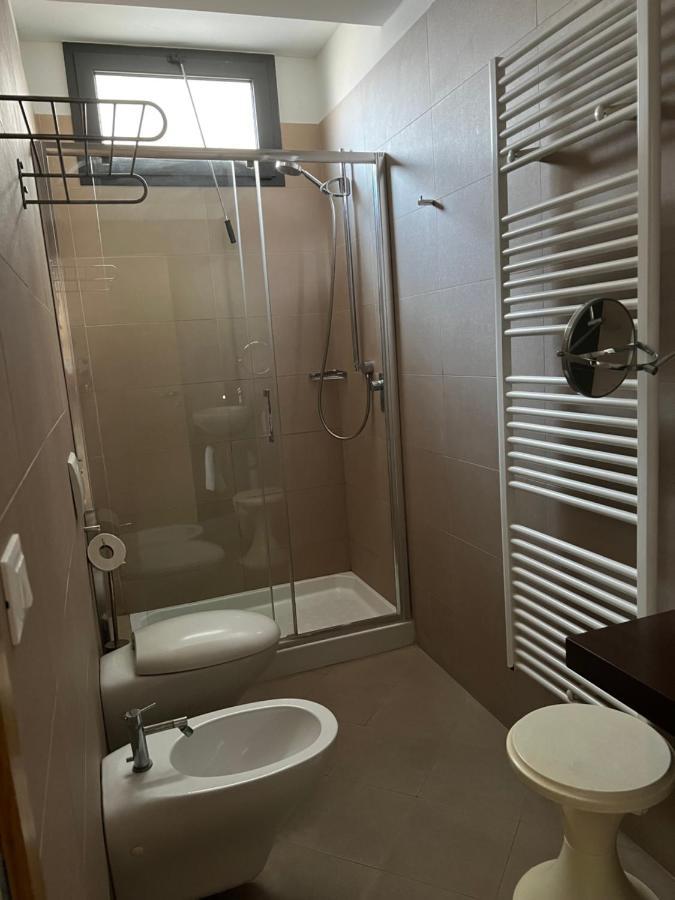 Hotel Trieste Riccione Luaran gambar