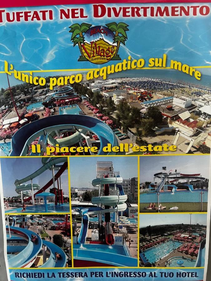 Hotel Trieste Riccione Luaran gambar