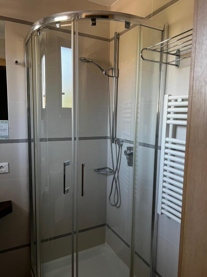 Hotel Trieste Riccione Luaran gambar